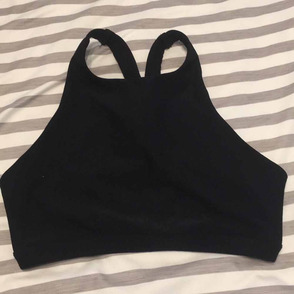 Sports bra